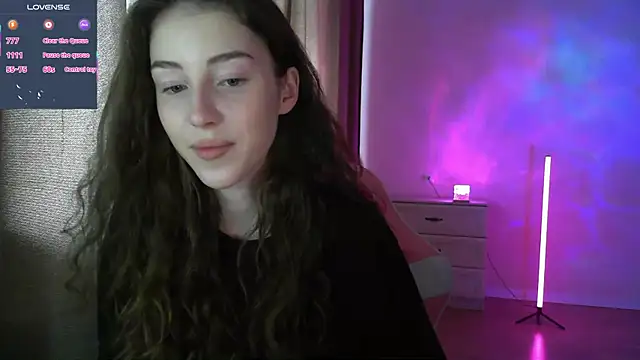 eskatmi's Live XXX Chat