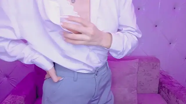 Chat XXX en directo de Akiro_Kim7