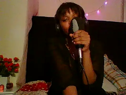 Anaconda2350 Live XXX-Chat