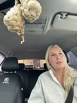 Chatroom XXX en direct de MerlinDave