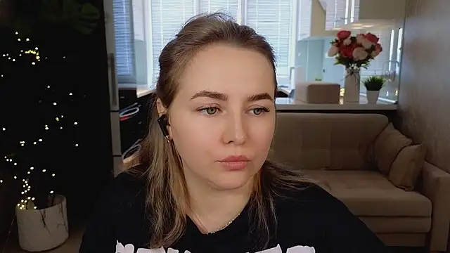 Chatroom XXX en direct de Mira_Mermayd