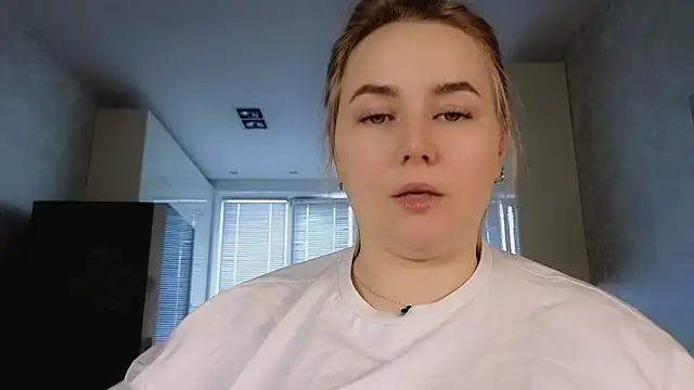 Mira_Mermayd 现场XXX聊天