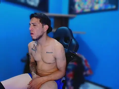 Thonixxx_mr: онлайн-секс-чат