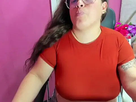 Sarah_Boobs_ Chat XXX live