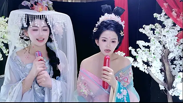 Banana-Milk69 – webcam-show