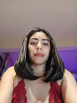 دردشة Sara-215 الجنسية المباشرة