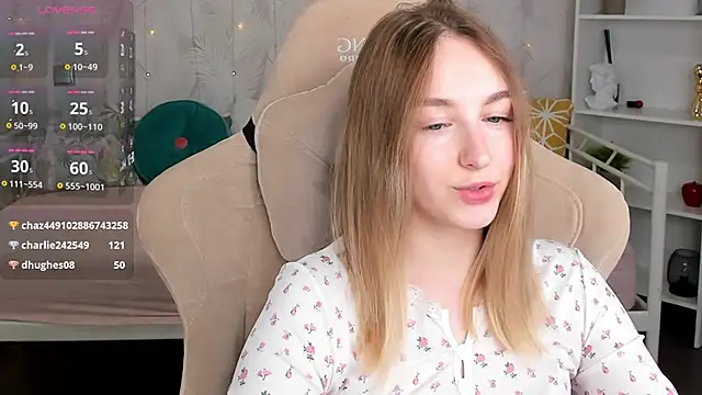 Shy_PollyのライブXXXチャット