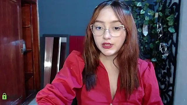 Natasha_Romanof18: онлайн-секс-чат