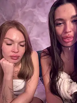 Emma_Cattn Webbikameraesitys