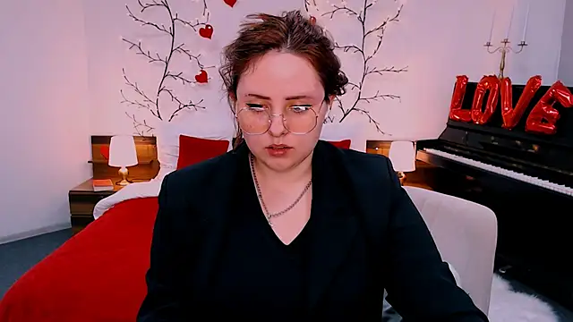 Hennessy_bunny élő XXX-chatje