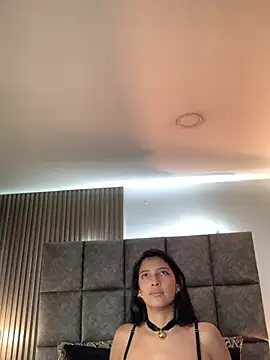 BrigitteVons' Live XXX Chat