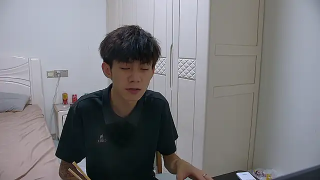 paofu-001 Live XXX Chat