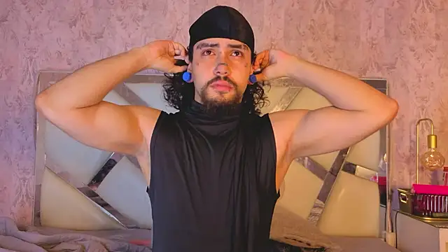 Benny_and_Mark's Live XXX Chat