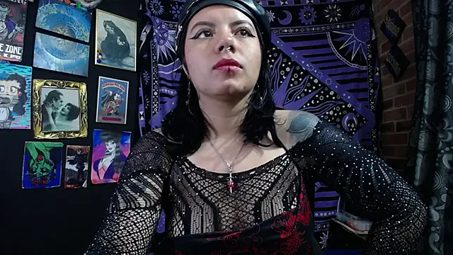 Yourmadame_P's Live XXX Chat