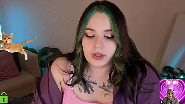 Mia_R0ss élő XXX-chatje