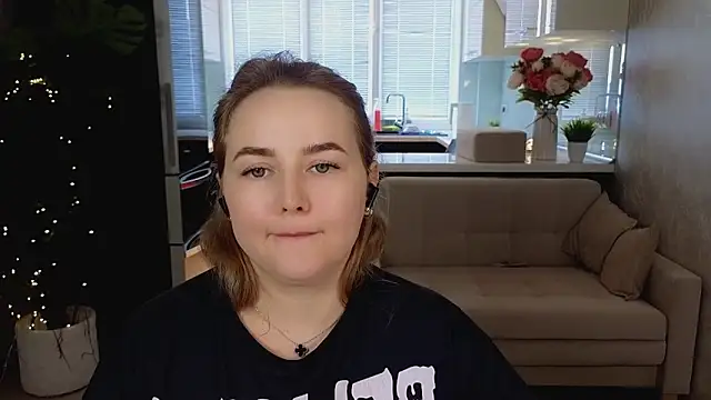 Mira_Mermayd Live XXX-Chat