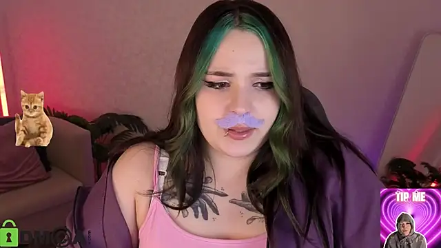 Mia_R0ss Chat XXX in diretta