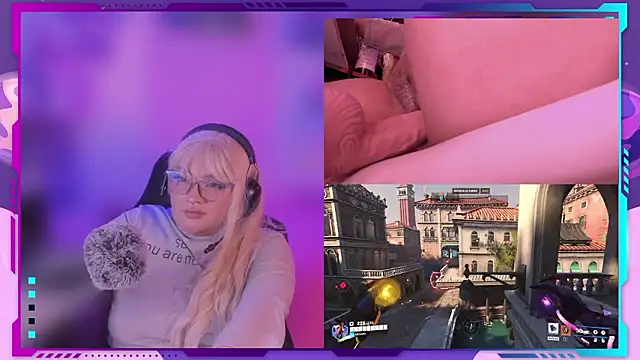 MegariaB élő XXX-chatje