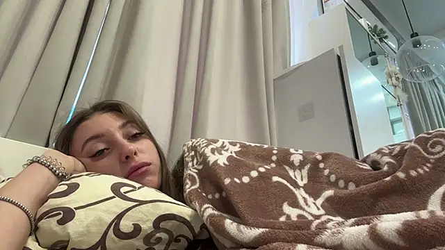 selena_favnのライブXXXチャット