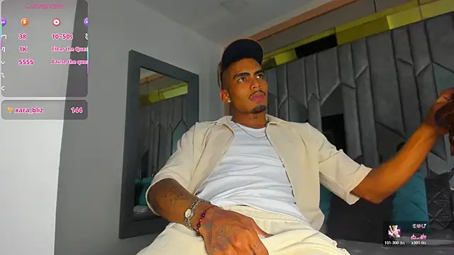 Pertunjukan Kamera Web Rpoolrboy