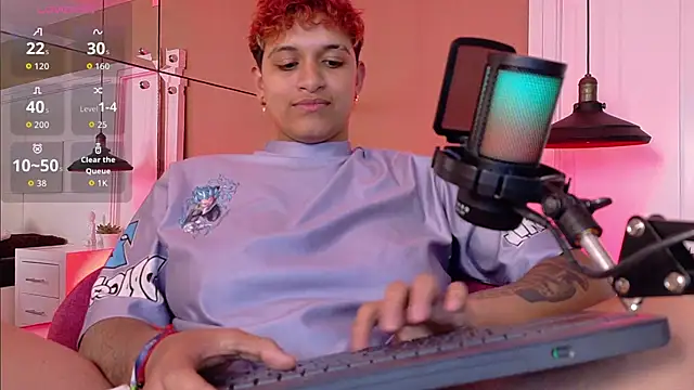 Show modela DominickJoness na web-kameri