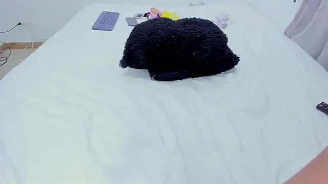 denny_scobar Adlı Modelin Canlı XXX Sohbeti