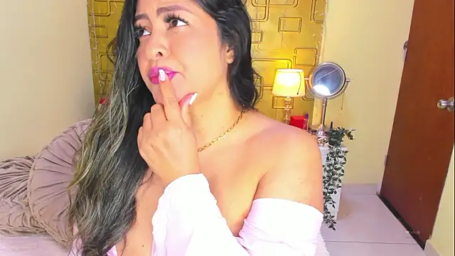 Julia_Haye 라이브 XXX 채팅