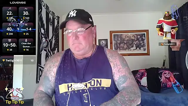 KINKYBLUEYES69 élő XXX-chatje