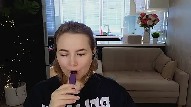 Mira_Mermayd Adlı Modelin Canlı XXX Sohbeti