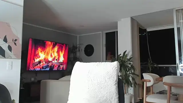 Valenthino_Salvatore 现场XXX聊天