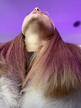 Chatroom XXX en direct de AnastasiaAniess