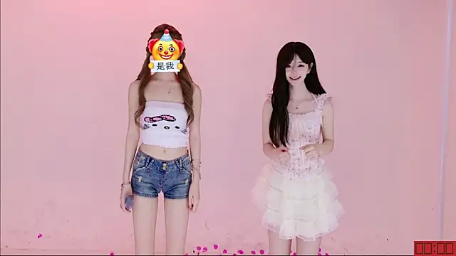 TNT-SisterのライブXXXチャット