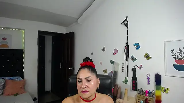 mature_bigboobs10's Live XXX Chat