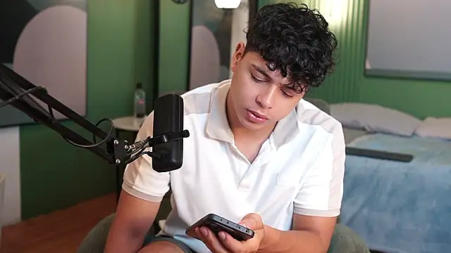 Ethan_occonor: онлайн-секс-чат