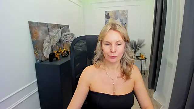 Sinty_Devis Live XXX-Chat