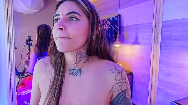 Cori_Paige 라이브 XXX 채팅