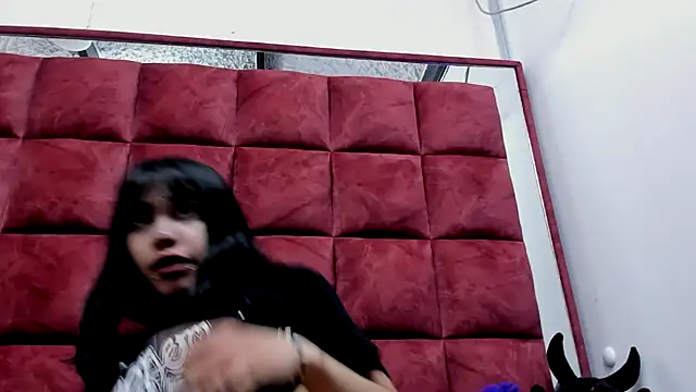 DAKOTALUCIFENA live XXX chat