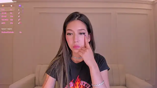 Chat +18 de TaraLawrence ao vivo