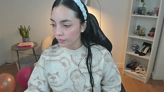 _BellaEvans_ Live XXX-chat