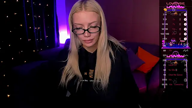 AnyaTaylor_ Live XXX-chat