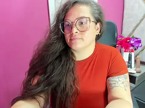 Sarah_Boobs_ 即時 XXX 聊天