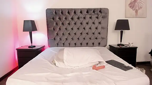 Kiri_Black_'s Live XXX Chat