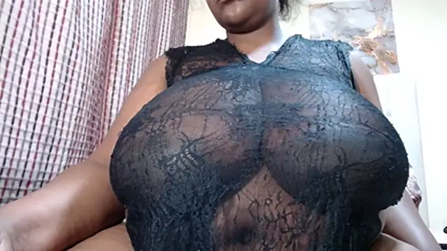 CHOCOLATEDARKBUSTYX's Webcam Show