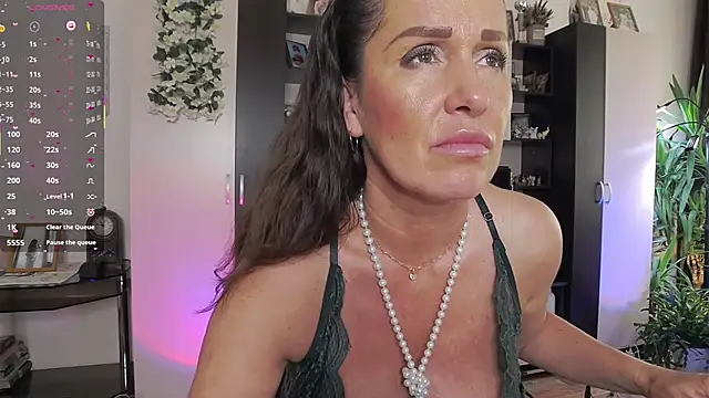 SheilaRyan's Webcam Show