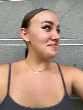 Онлайн чат XXX KiraSunshine