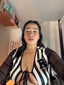 Show Webcam de AsianMilfSheryl