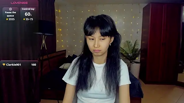 دردشة SheilaRare الجنسية المباشرة