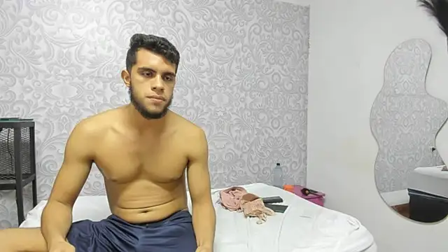 Chatroom XXX en direct de HarperAndMason