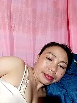 Pretty_girl_2's Live XXX Chat