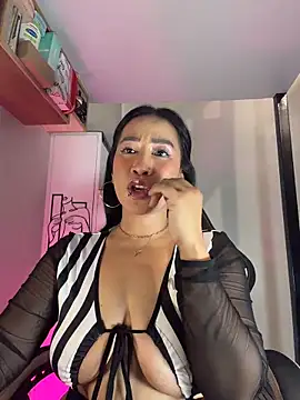 AsianMilfSheryl Webcam-Show
